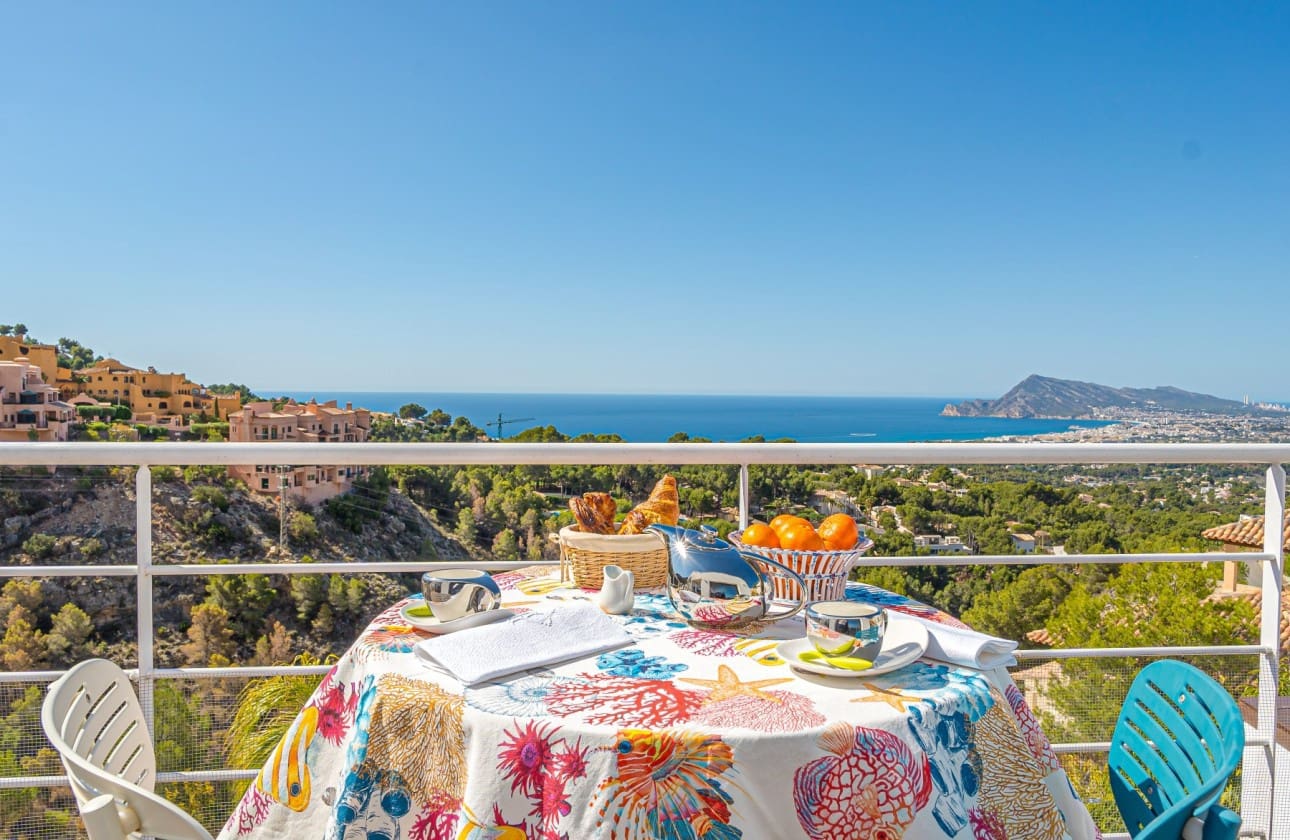 3 slaapkamer Villa te koop in Altea met zwembad garage - € 1.295.000 (Ref: 9518266)