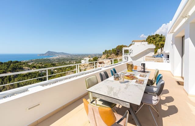 3 slaapkamer Villa te koop in Alhama Springs, Altea met zwembad garage - € 1.295.000 (Ref: 9518266)