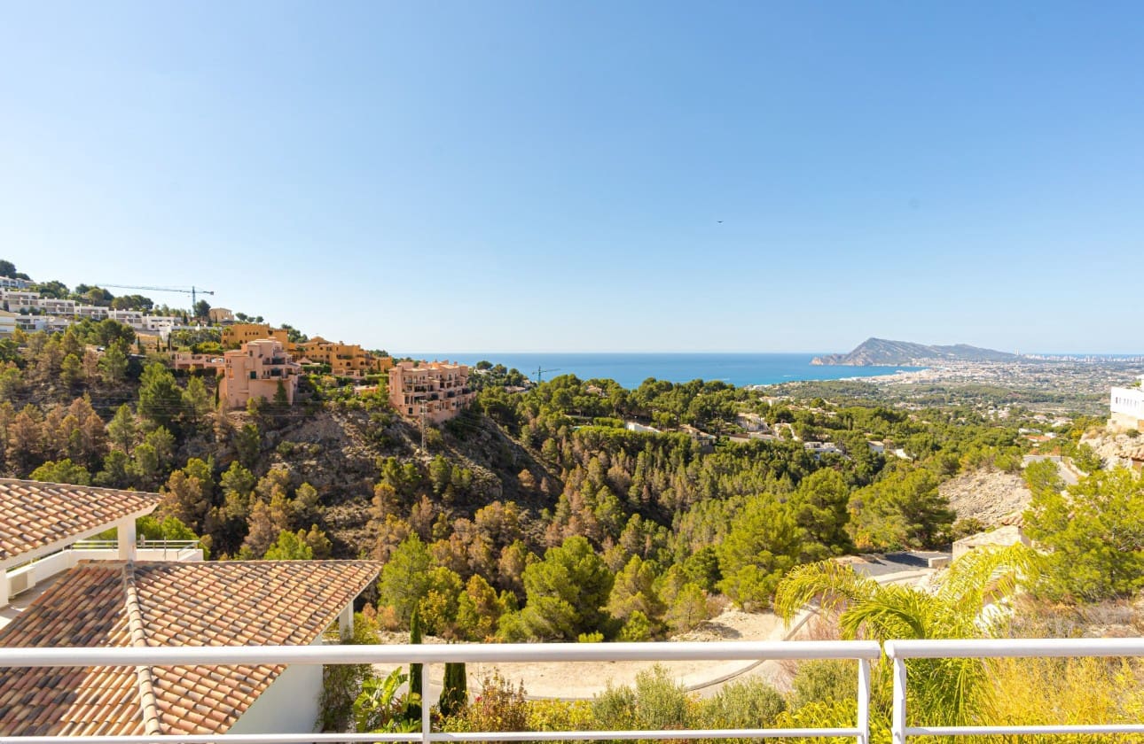 3 slaapkamer Villa te koop in Altea met zwembad garage - € 1.295.000 (Ref: 9518266)