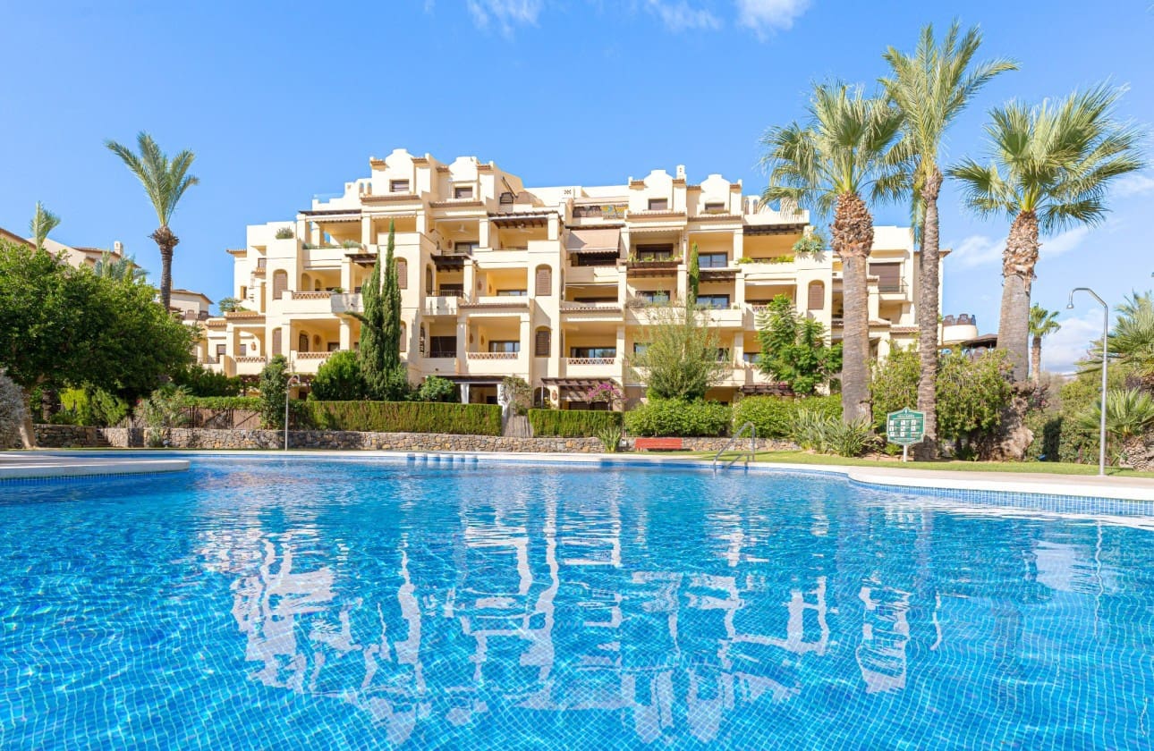 3 bedroom Apartment for sale in Altea with pool garage - € 700,000 (Ref: 9518268)