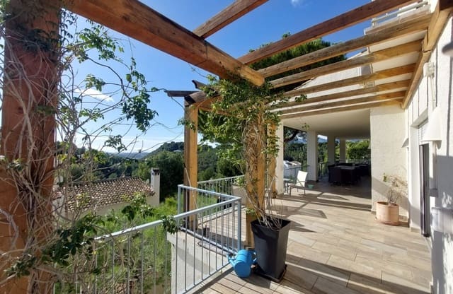 3 soverom Villa til salgs i Alhama Springs, Altea med svømmebasseng - € 950 000 (Ref: 9570347)