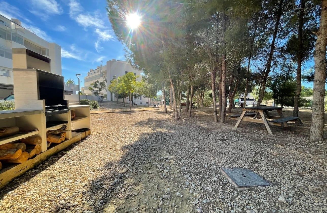 4 makuuhuone Huoneisto myytävänä paikassa Finestrat mukana uima-altaan 
autotalli - 495 000 € (Ref: 9594458)