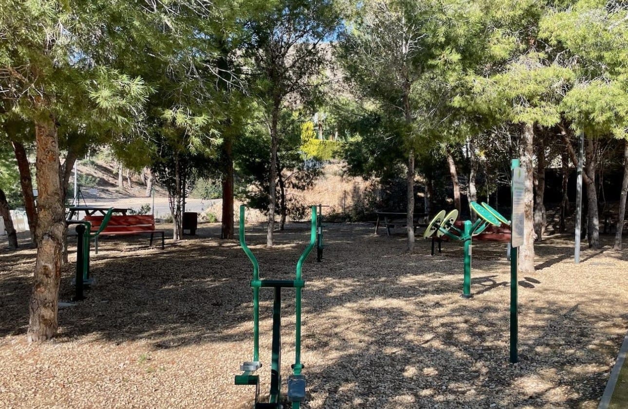 4 makuuhuone Huoneisto myytävänä paikassa Finestrat mukana uima-altaan 
autotalli - 495 000 € (Ref: 9594458)