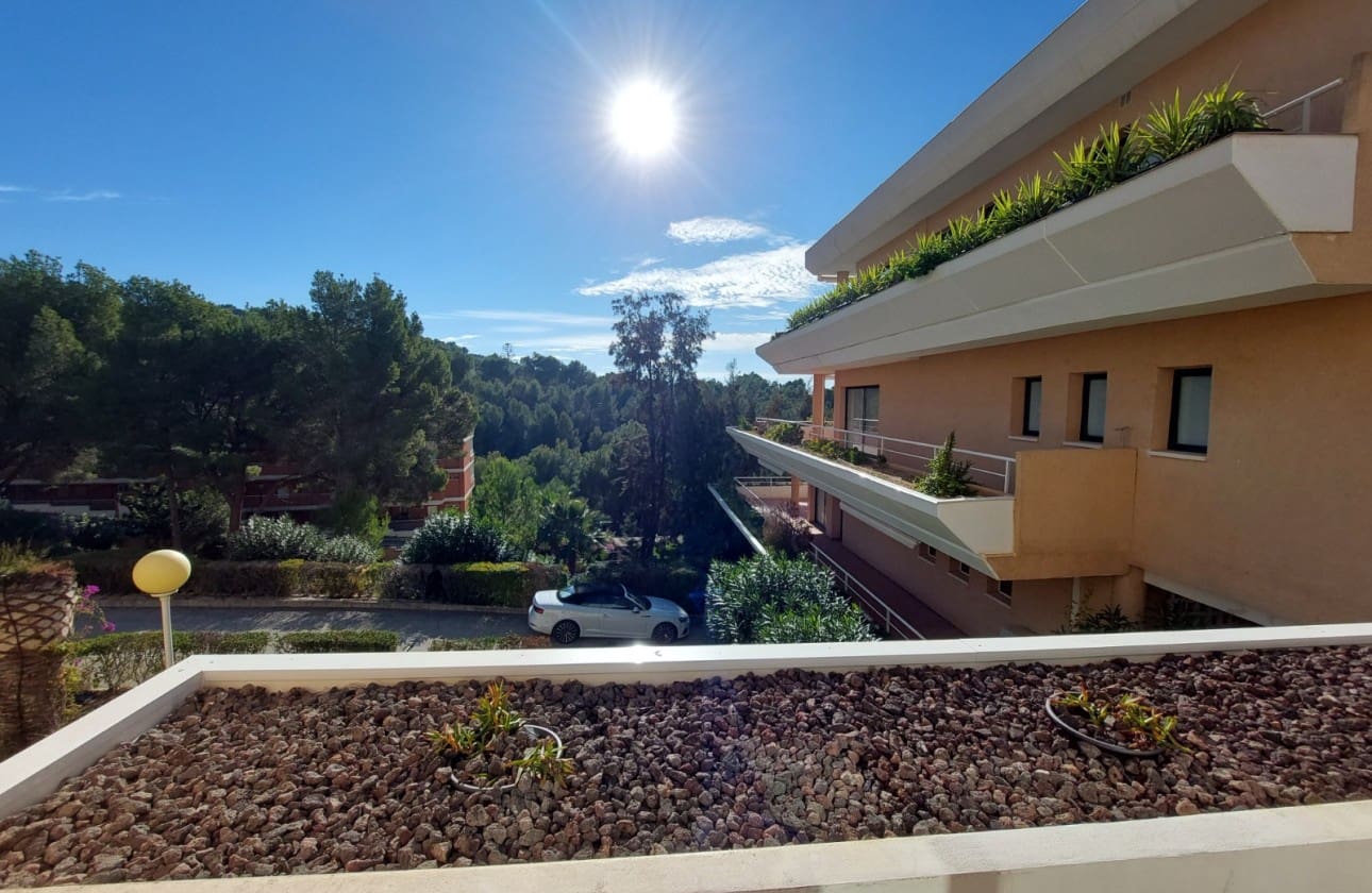 Apartamento de 2 habitaciones en Altea en venta con piscina garaje - 329.000 € (Ref: 9603697)