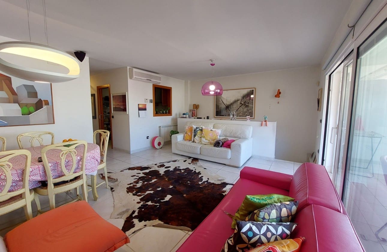 3 bedroom Apartment for sale in Altea with pool garage - € 495,000 (Ref: 9614555)