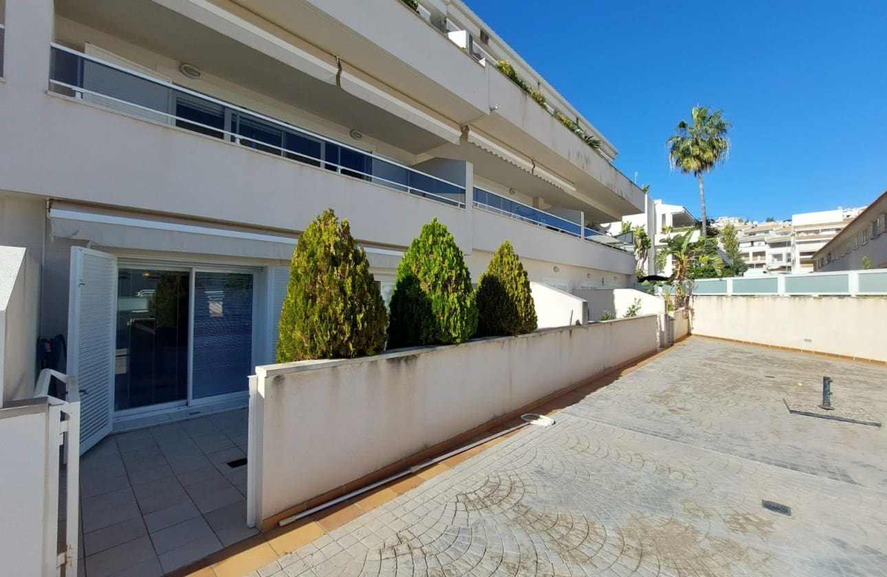 3 bedroom Apartment for sale in Altea with pool garage - € 495,000 (Ref: 9614555)