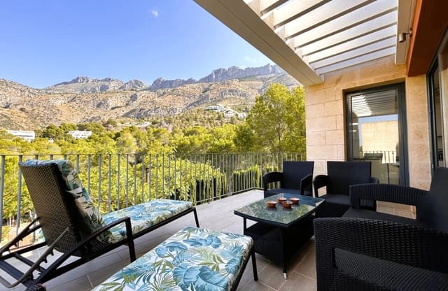 3 Zimmer Villa zu verkaufen in Alhama Springs, Altea mit Pool Garage - 475.000 € (Ref: 9636224)