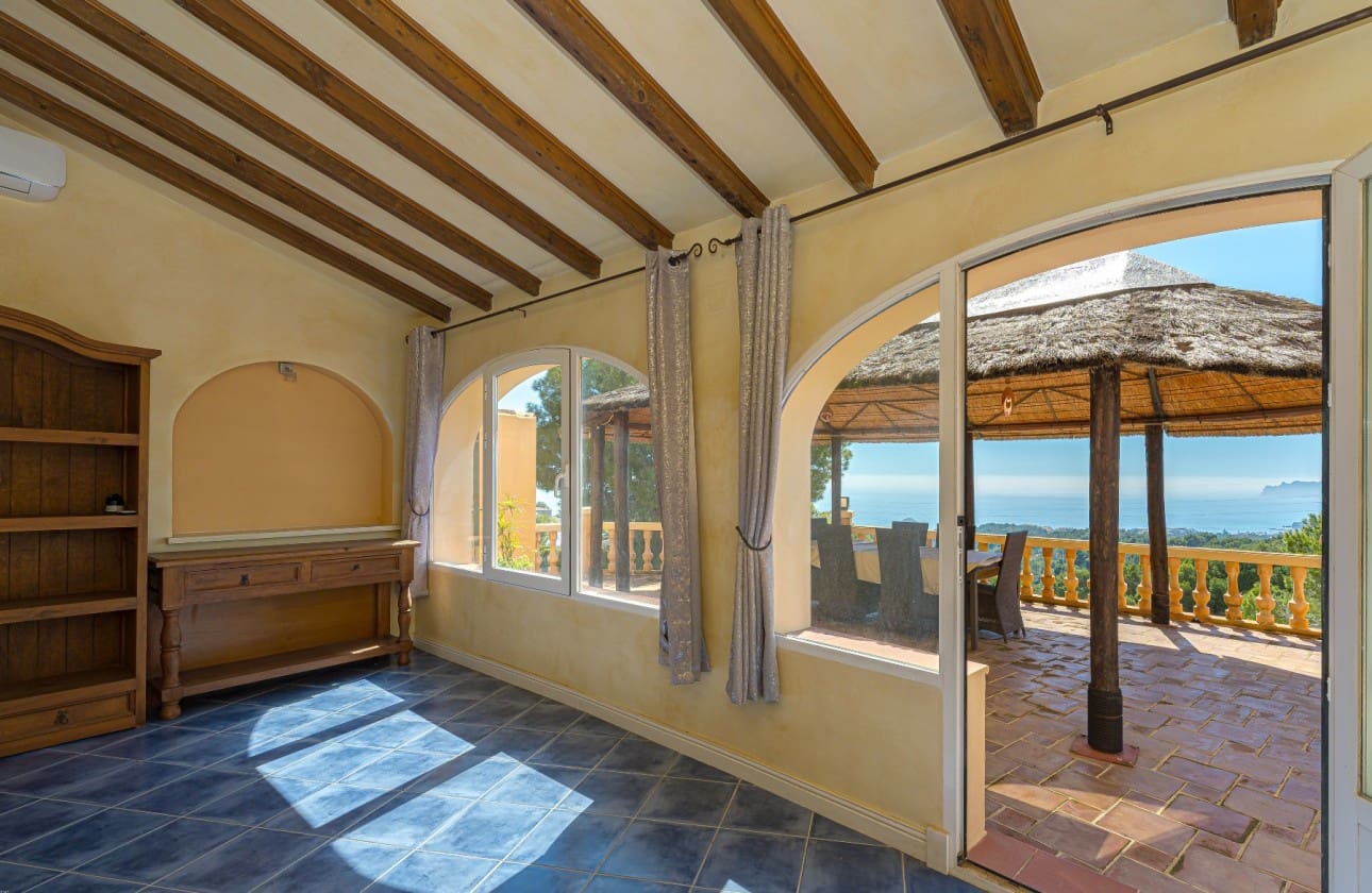 Chalet de 4 habitaciones en Altea en venta con piscina garaje - 920.000 € (Ref: 9682248)