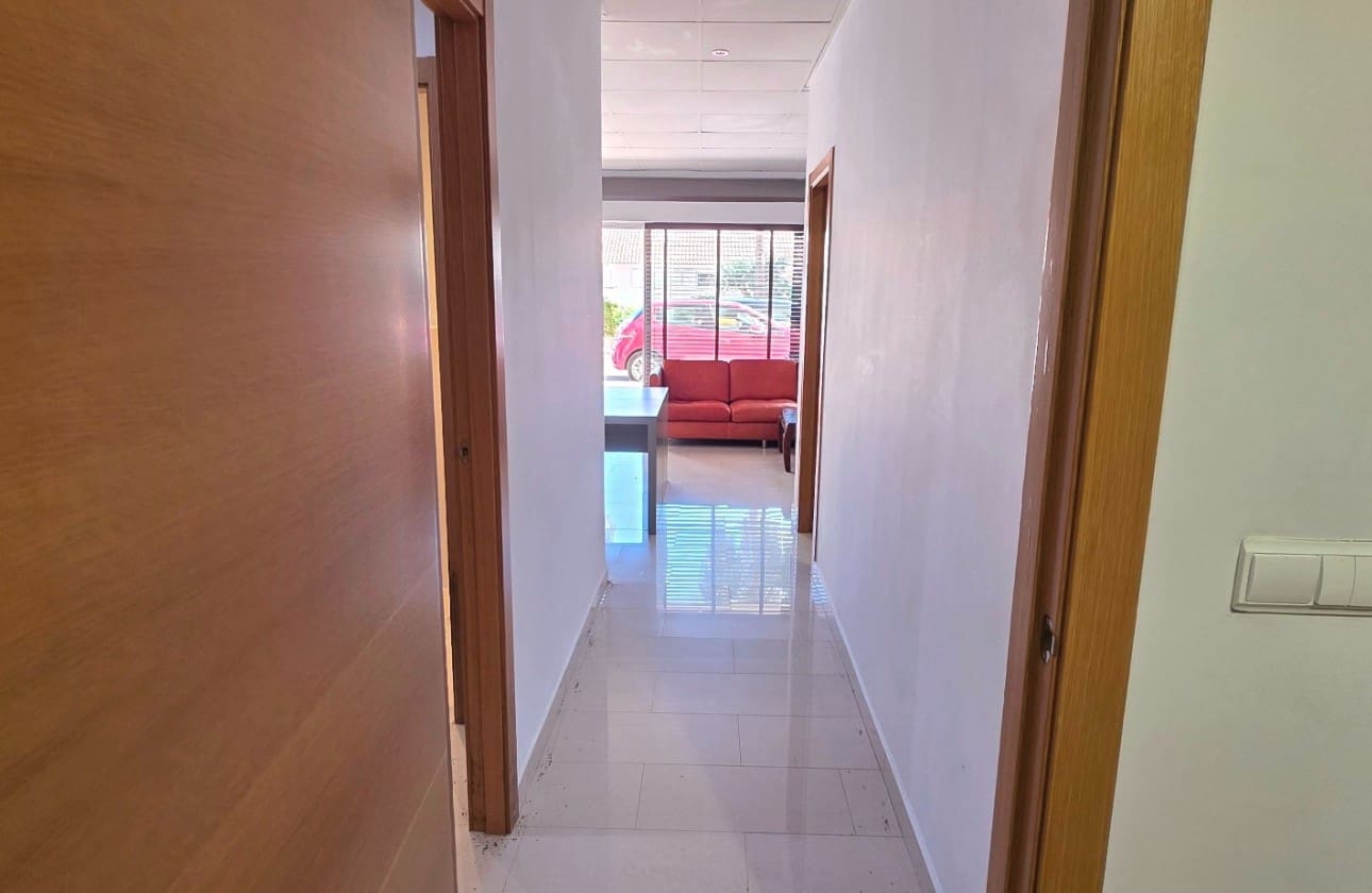 Commercial for sale in Altea - € 68,000 (Ref: 9720976)