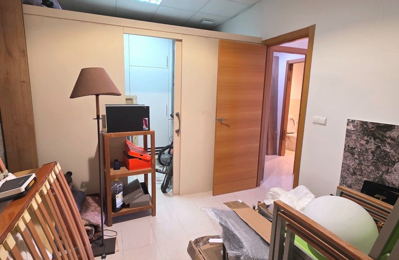 Commercial for sale in Altea - € 68,000 (Ref: 9720976)