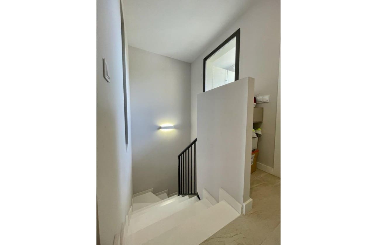 4 Zimmer Apartment zu verkaufen in Finestrat mit Pool Garage - 495.000 € (Ref: 9747483)