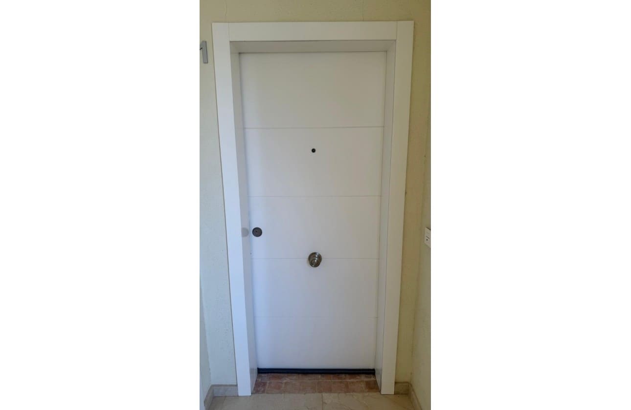 3 Zimmer Penthouse zu verkaufen in Finestrat mit Pool Garage - 450.000 € (Ref: 9747484)