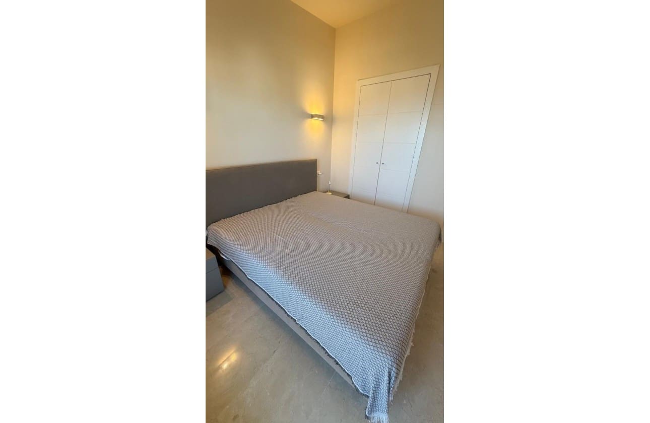 3 Zimmer Penthouse zu verkaufen in Finestrat mit Pool Garage - 450.000 € (Ref: 9747484)