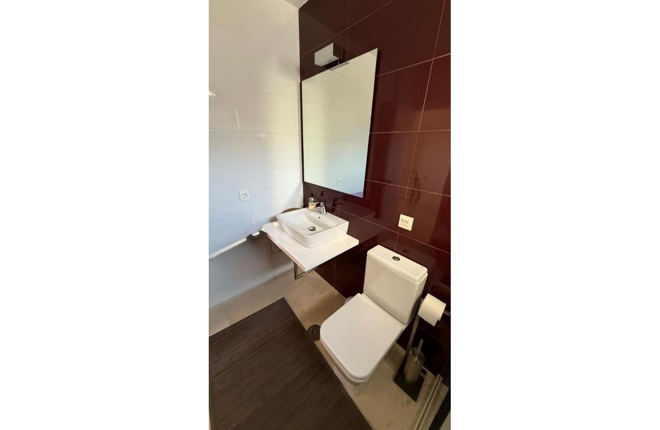 3 Zimmer Penthouse zu verkaufen in Finestrat mit Pool Garage - 450.000 € (Ref: 9747484)