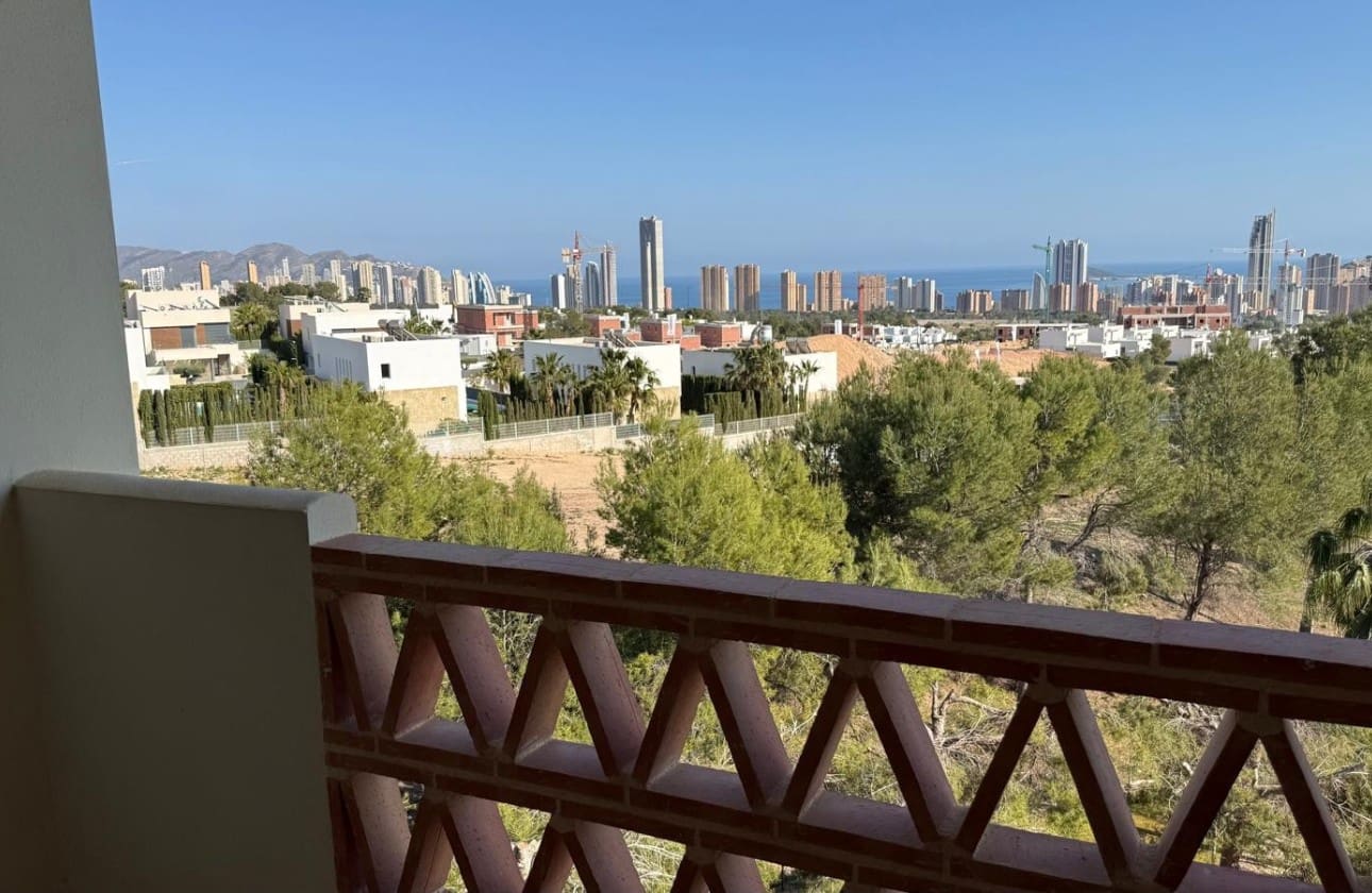 3 Zimmer Penthouse zu verkaufen in Finestrat mit Pool Garage - 450.000 € (Ref: 9747484)