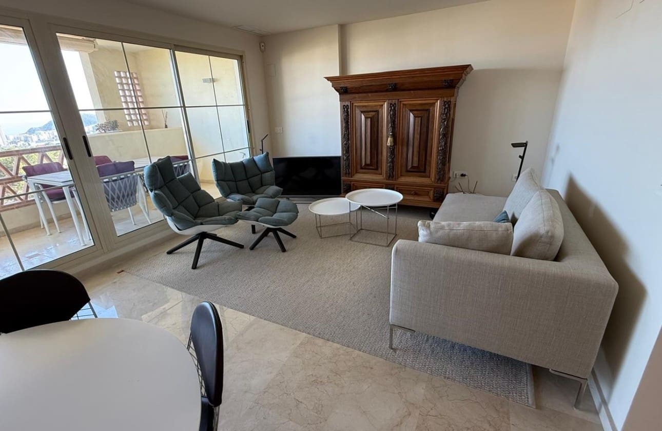 3 Zimmer Penthouse zu verkaufen in Finestrat mit Pool Garage - 450.000 € (Ref: 9747484)