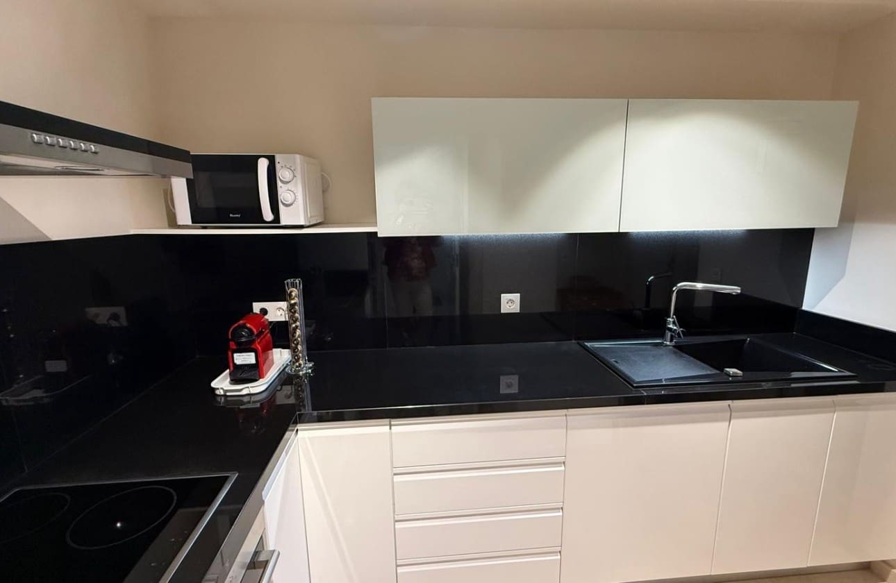 3 Zimmer Penthouse zu verkaufen in Finestrat mit Pool Garage - 450.000 € (Ref: 9747484)