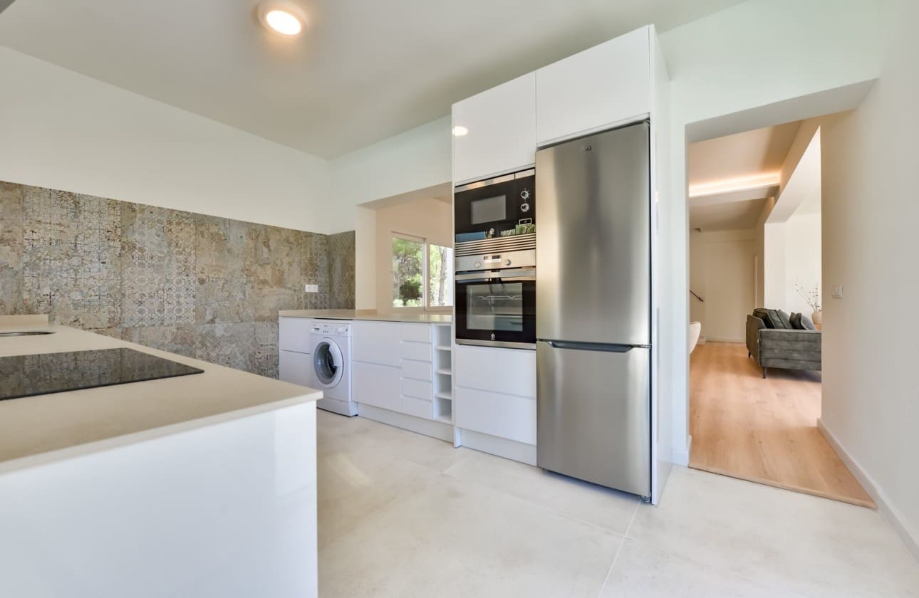 3 soveværelse Villa til salg i Altea med swimmingpool - € 695.000 (Ref: 9796582)