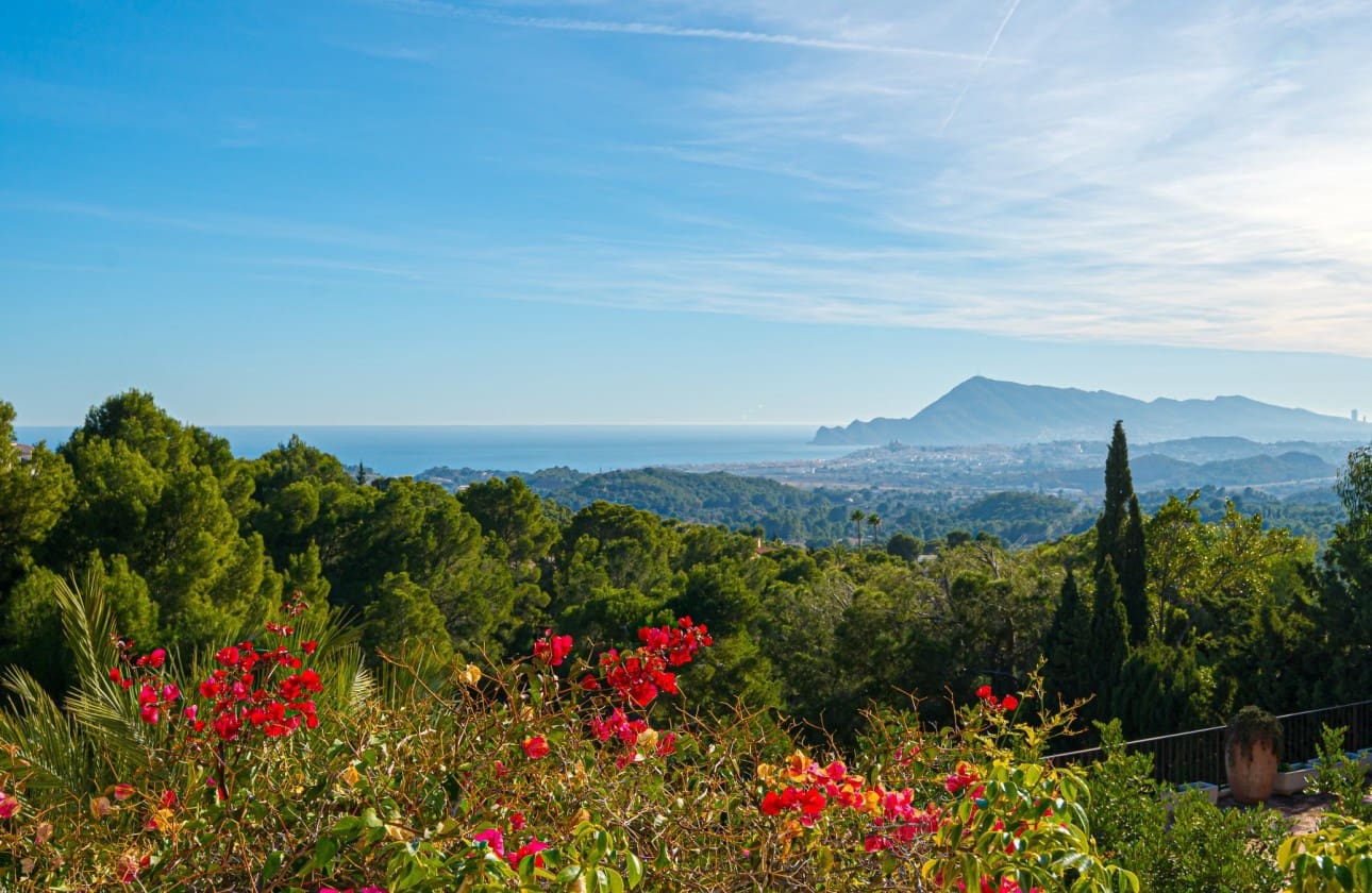 5 soveværelse Villa til salg i Altea med swimmingpool garage - € 1.375.000 (Ref: 9796583)