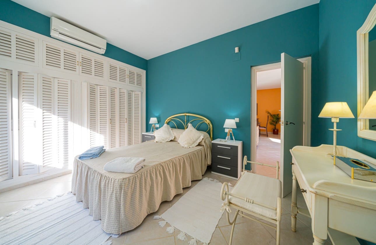 5 soveværelse Villa til salg i Altea med swimmingpool garage - € 1.375.000 (Ref: 9796583)