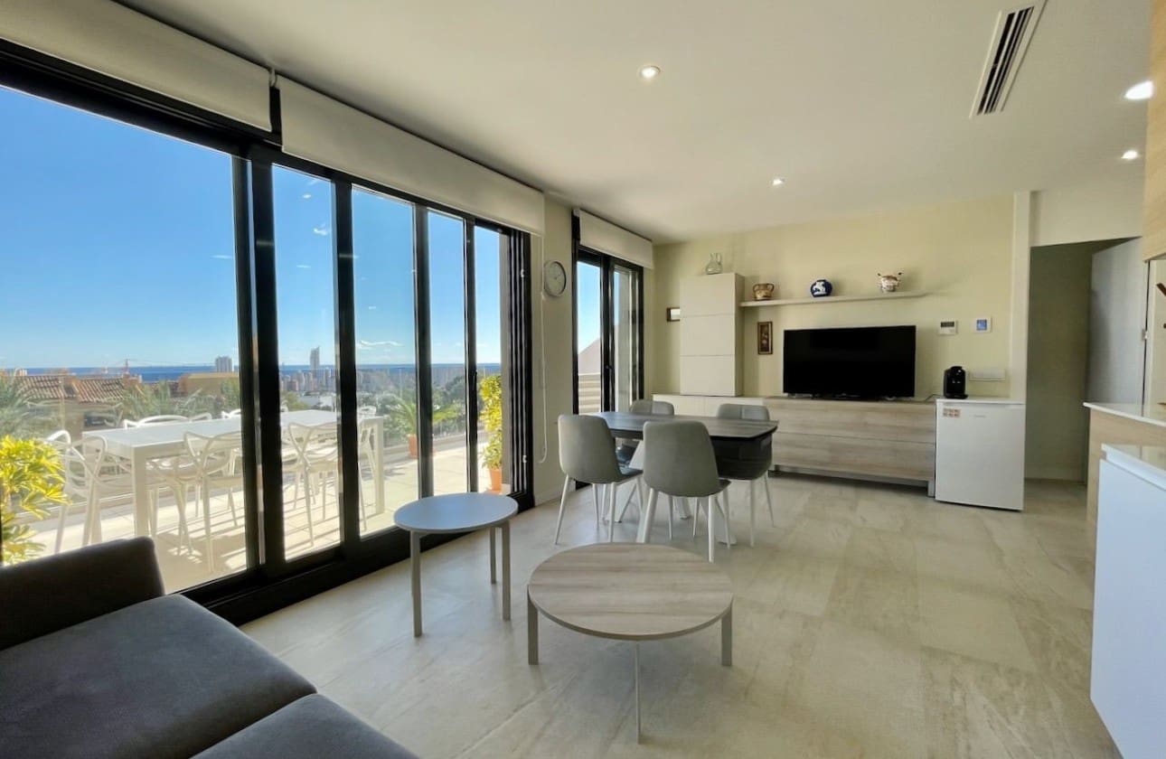 Ático de 3 habitaciones en Finestrat en venta con piscina garaje - 550.000 € (Ref: 9800965)