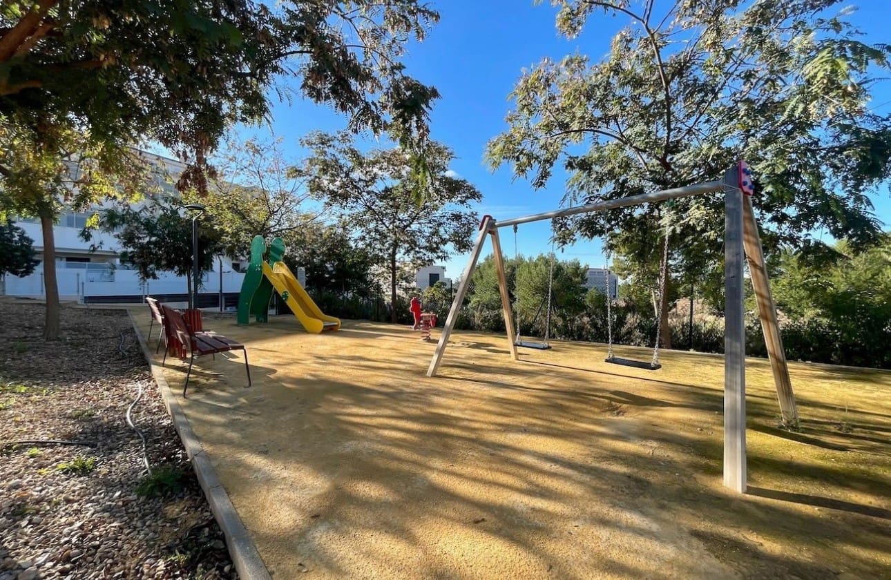 Ático de 3 habitaciones en Finestrat en venta con piscina garaje - 550.000 € (Ref: 9800965)