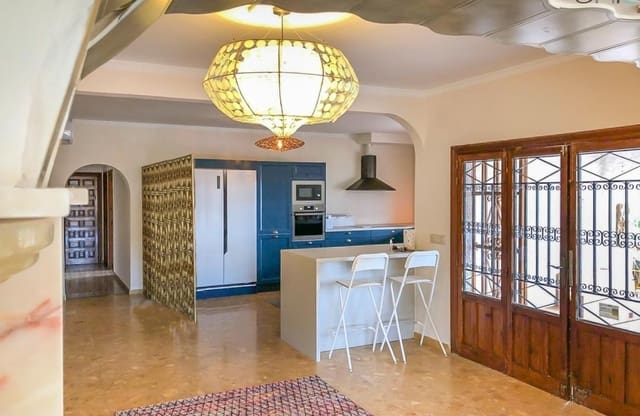 5 soveværelse Finca/Landehus til salg i Escandinavia - Cautivador, Alfaz del Pi / L'Alfàs del Pi med swimmingpool garage - € 995.000 (Ref: 9824527)