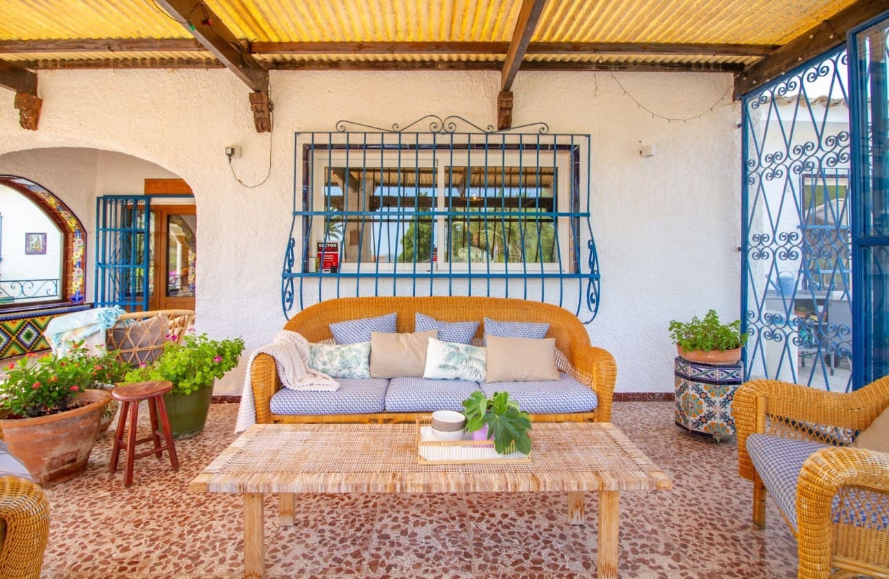 5 soveværelse Finca/Landehus til salg i Alfaz del Pi / L'Alfas del Pi med swimmingpool garage - € 995.000 (Ref: 9824527)