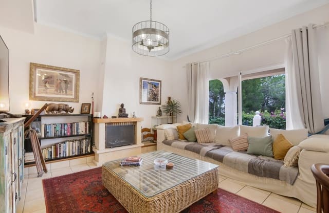 3 sovrum Villa till salu i Altea med pool garage - 620 000 € (Ref: 9895642)