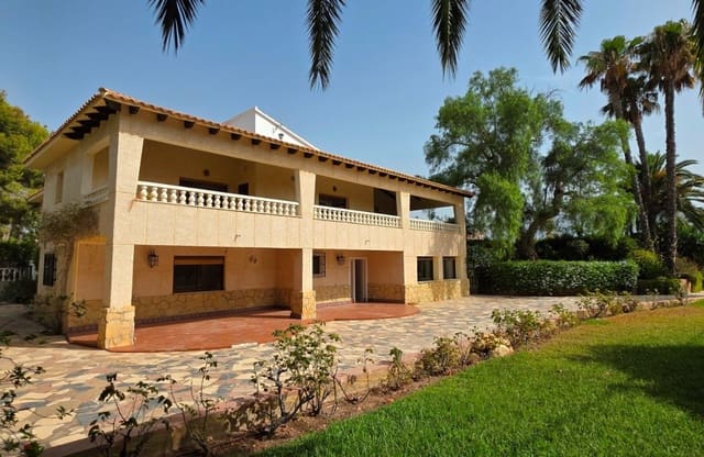 7 slaapkamer Villa te koop in Pueblo - Urbanizaciones, Alfaz del Pi / L'Alfàs del Pi met zwembad garage - € 1.049.900 (Ref: 9964558)