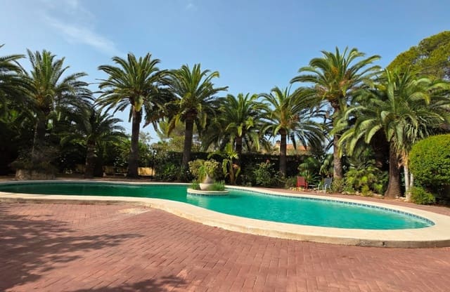 7 chambre Finca/Maison de Campagne à vendre à Pueblo - Urbanizaciones, Alfaz del Pi / L'Alfàs del Pi avec piscine garage - 1 049 900 € (Ref: 9964559)