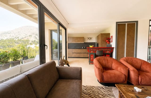 3 soverom Villa til salgs i Altea la Vella, Altea med svømmebasseng garasje - € 585 000 (Ref: 9985072)