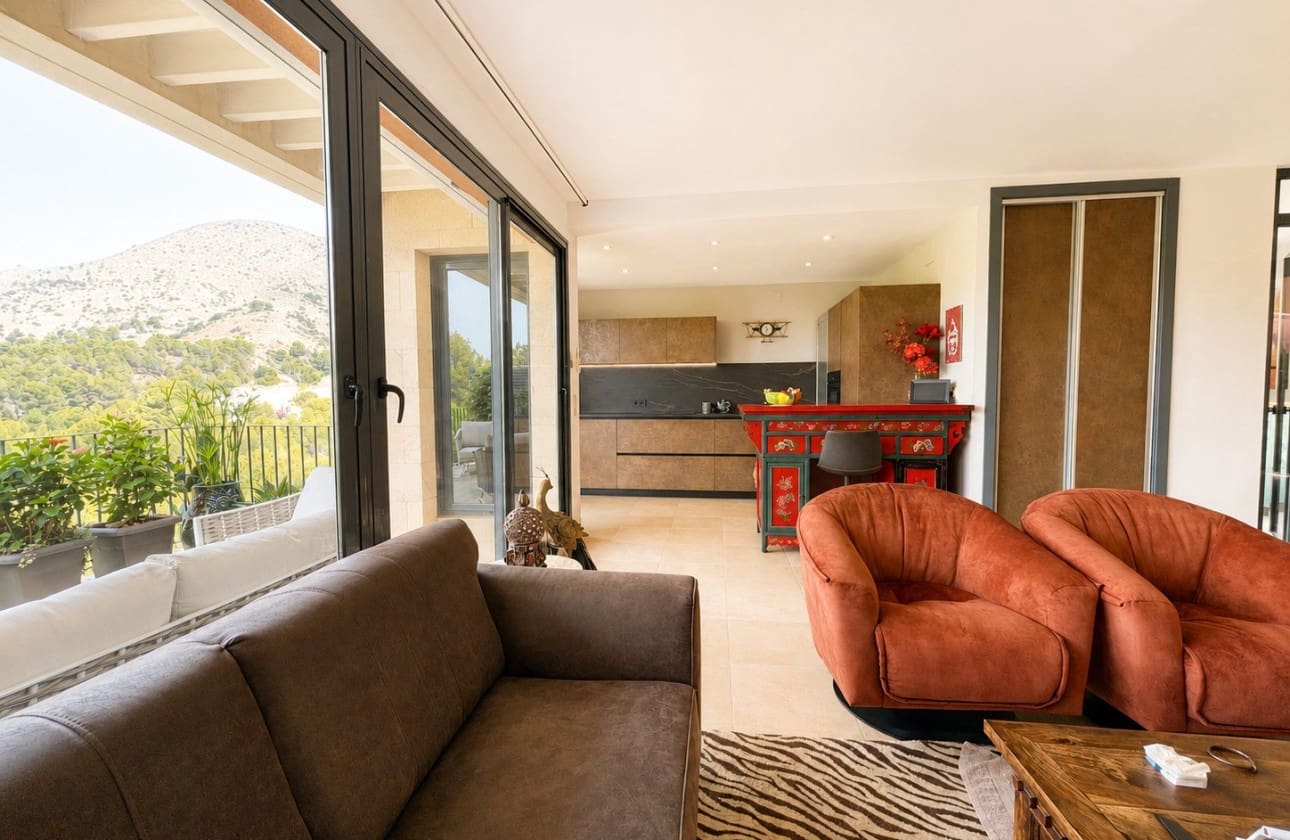 3 soverom Villa til salgs i Altea la Vella med svømmebasseng garasje - € 585 000 (Ref: 9999479)