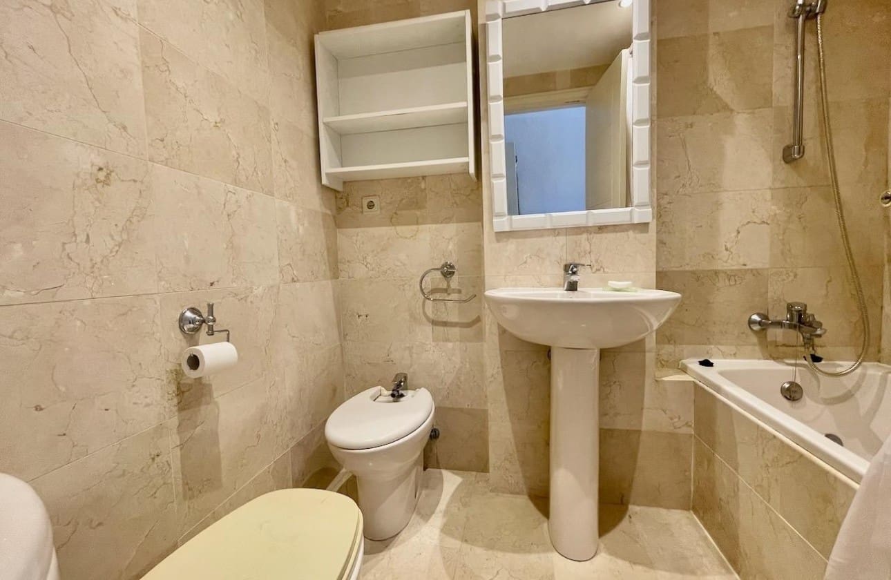 Apartamento de 2 habitaciones en Albir en venta con piscina garaje - 365.000 € (Ref: 9999481)
