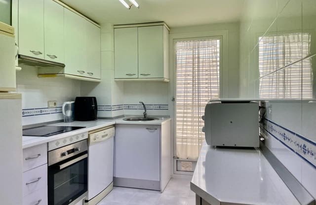 Apartamento de 2 habitaciones en Albir, Alfaz del Pi / L'Alfàs del Pi en venta con piscina garaje - 365.000 € (Ref: 9999481)