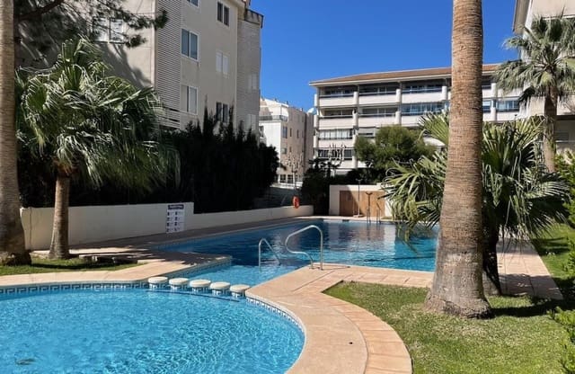 Apartamento de 2 habitaciones en Albir, Alfaz del Pi / L'Alfàs del Pi en venta con piscina garaje - 365.000 € (Ref: 9999481)
