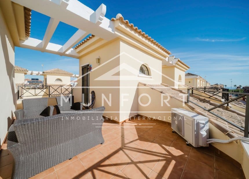 4 chambre Villa/Maison Mitoyenne à vendre à Torre de la Horadada - 339 000 € (Ref: 10004354)
