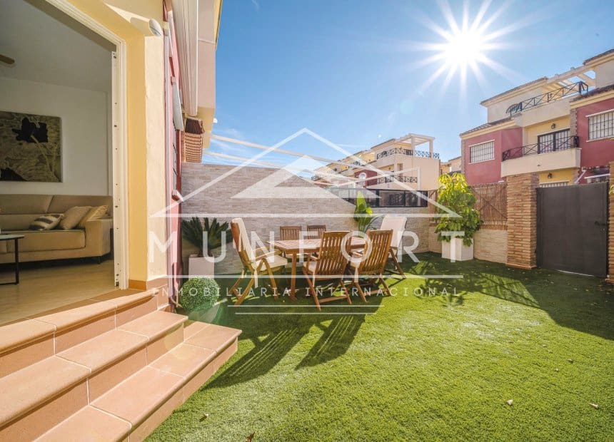 4 chambre Villa/Maison Mitoyenne à vendre à Torre de la Horadada - 339 000 € (Ref: 10004354)