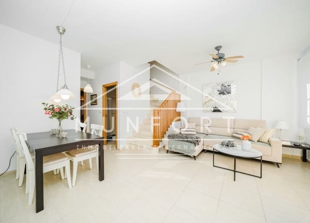 4 chambre Villa/Maison Mitoyenne à vendre à Torre de la Horadada, Pilar de la Horadada - 339 000 € (Ref: 10004354)