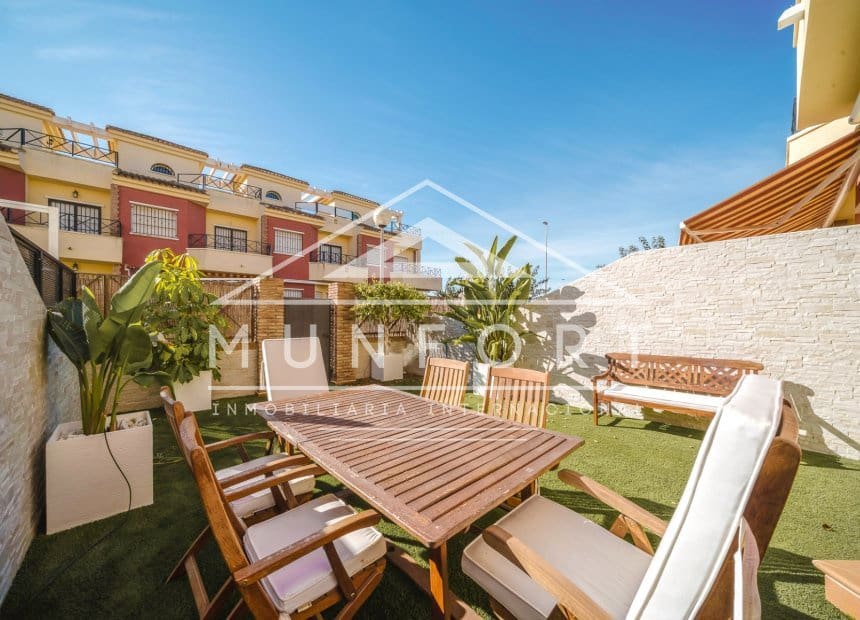 4 chambre Villa/Maison Mitoyenne à vendre à Torre de la Horadada - 339 000 € (Ref: 10004354)