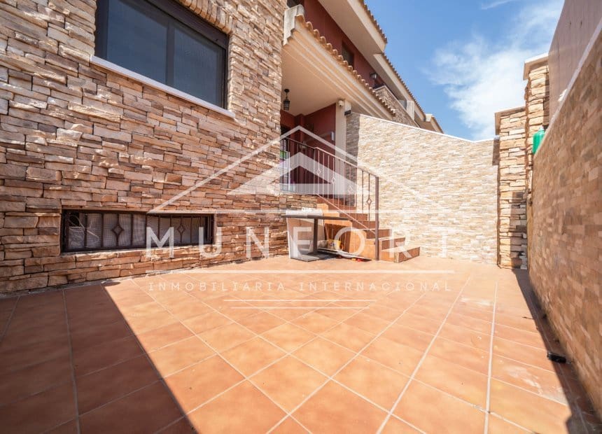 4 soveværelse Byhus til salg i San Pedro del Pinatar - € 289.900 (Ref: 10004726)