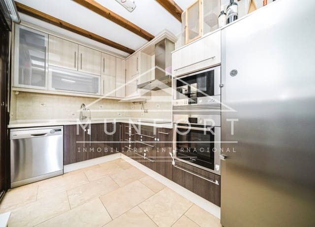 4 soveværelse Byhus til salg i San Pedro del Pinatar ciudad, San Pedro del Pinatar - € 289.900 (Ref: 10004726)