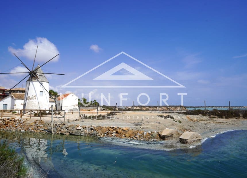 4 soveværelse Byhus til salg i San Pedro del Pinatar - € 289.900 (Ref: 10004726)