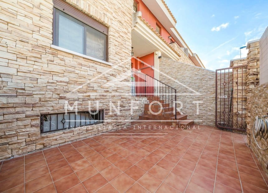 4 soveværelse Byhus til salg i San Pedro del Pinatar - € 289.900 (Ref: 10004726)