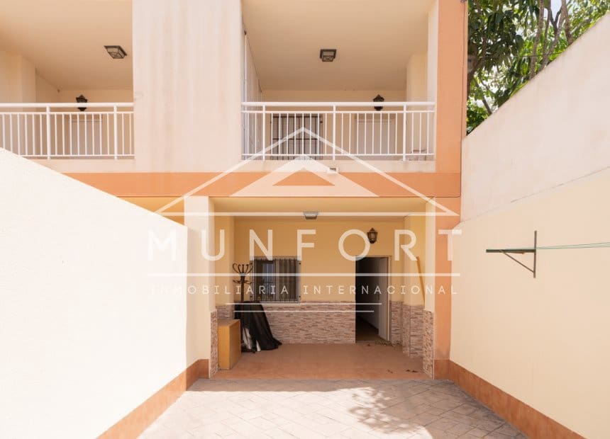 2 slaapkamer Bungalow te koop in Los Urrutias - € 168.900 (Ref: 10004727)