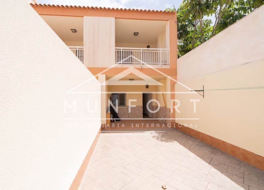 2 slaapkamer Bungalow te koop in Los Urrutias - € 168.900 (Ref: 10004727)
