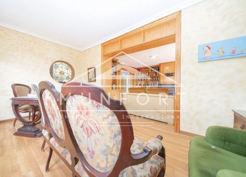 5 soverom Finca/Herregård til salgs i Miranda med svømmebasseng - € 799 000 (Ref: 10004824)