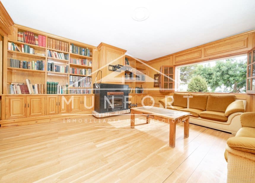 5 soverom Finca/Herregård til salgs i Miranda med svømmebasseng - € 799 000 (Ref: 10004824)