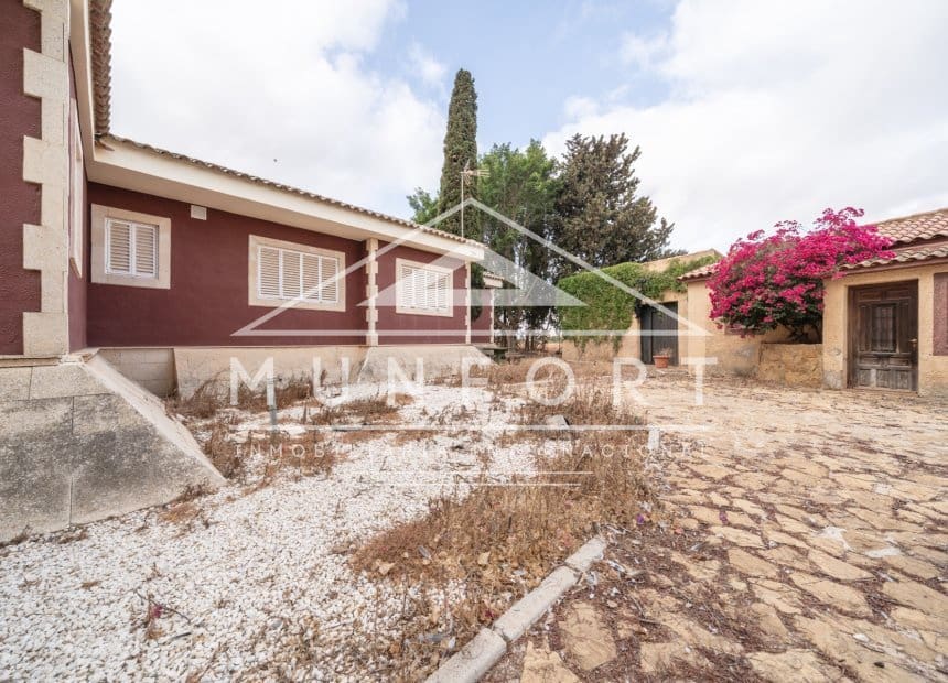 5 soverom Finca/Herregård til salgs i Miranda med svømmebasseng - € 799 000 (Ref: 10004824)