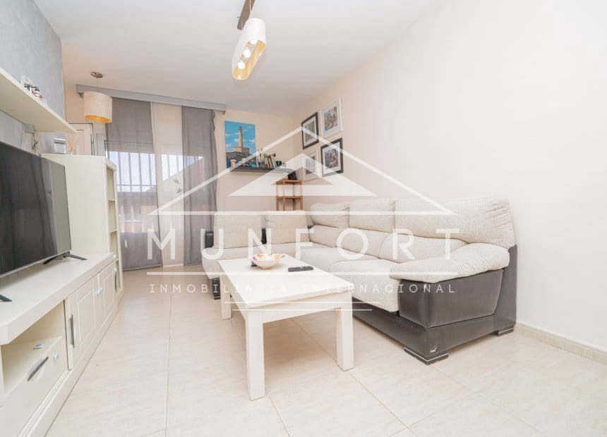 2 soverom Penthouse til salgs i Los Nietos med svømmebasseng - € 143 000 (Ref: 10014276)